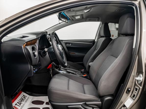 Toyota Corolla XI (E160 E170 E180) Рестайлинг 1 с пробегом 2016 года, цена 1 600 000 рублей, 104937 км, седан, Автокод Объявления