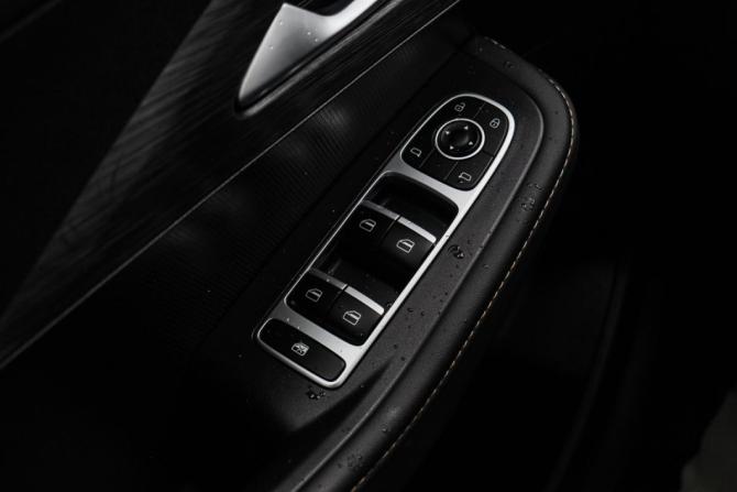 Omoda C5 I Рестайлинг с пробегом 2024 года, цена 1 650 000 рублей, 32184 км, внедорожник, Автокод Объявления