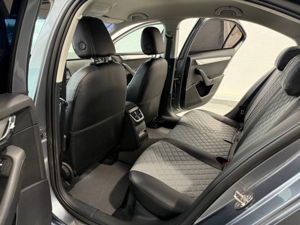 Skoda Octavia III (A7) с пробегом 2015 года, цена 890 000 рублей, 302355 км, лифтбек, Автокод Объявления