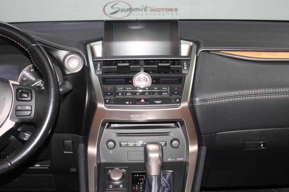 Lexus NX I Владивосток  - изображение 16