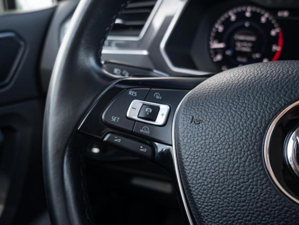 Volkswagen Tiguan II с пробегом 2017 года, цена 2 650 000 рублей, 189294 км, внедорожник, Автокод Объявления