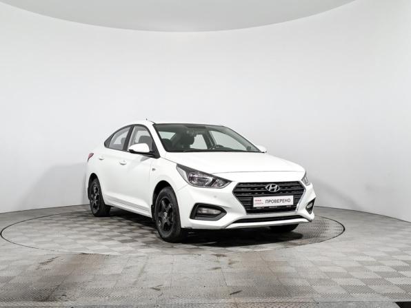 Hyundai Solaris II с пробегом 2017 года, цена 1 362 000 рублей, 100300 км, седан, Автокод Объявления