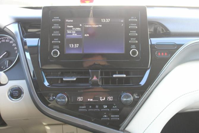 Toyota Camry VIII (XV70) Рестайлинг с пробегом 2021 года, цена 2 950 000 рублей, 128000 км, седан, Автокод Объявления