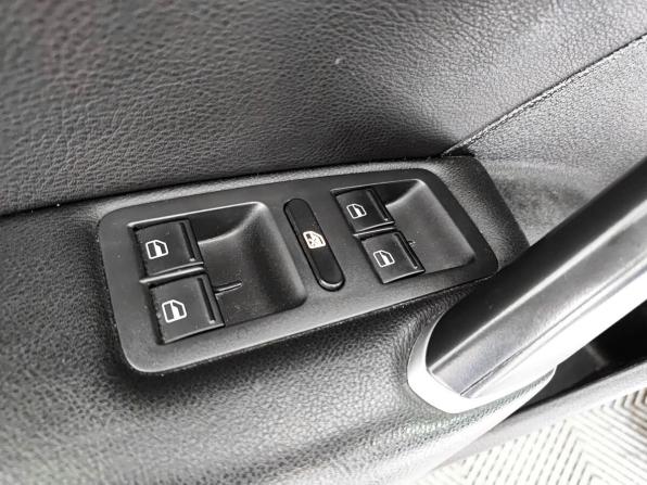 Volkswagen Passat B8 Рестайлинг с пробегом 2020 года, цена 2 350 000 рублей, 67835 км, седан, Автокод Объявления