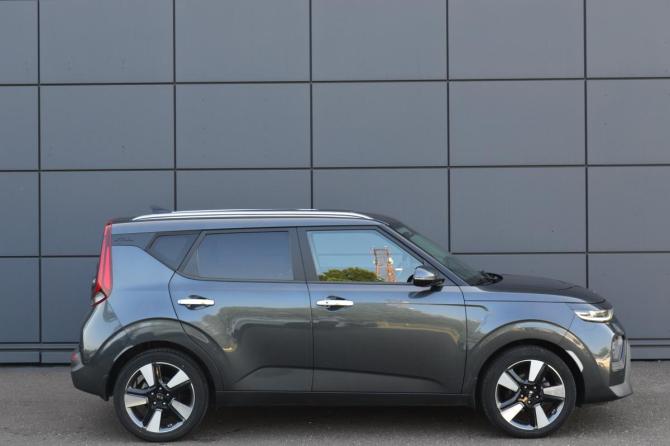 Kia Soul III с пробегом 2021 года, цена 2 390 000 рублей, 67002 км, хэтчбек, Автокод Объявления