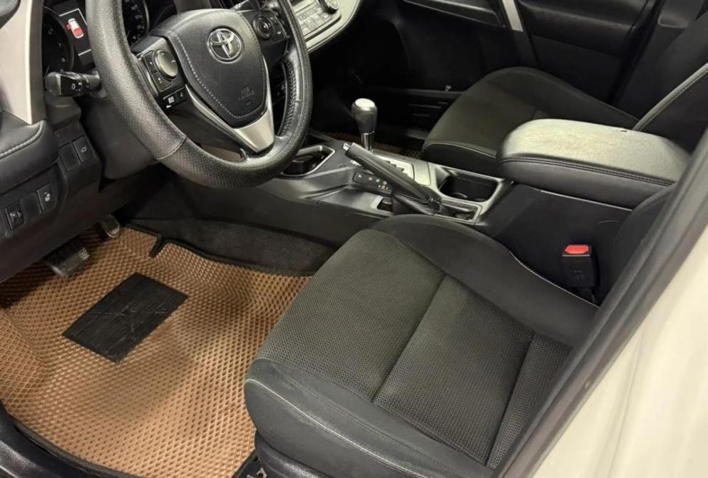 Toyota RAV4 IV (XA40) Рестайлинг Астрахань  - изображение 18