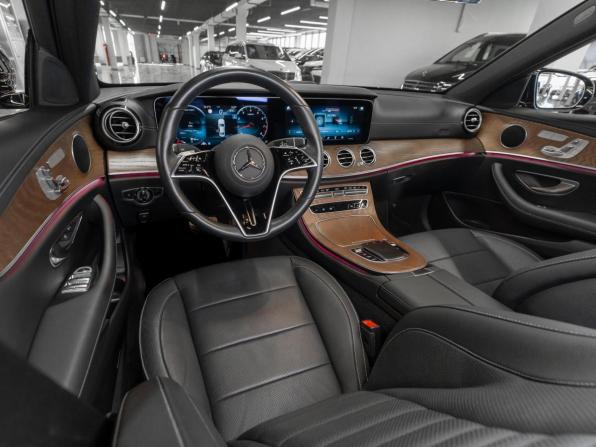 Mercedes-Benz E-Класс V (W213 S213 C238) Рестайлинг с пробегом 2021 года, цена 4 600 000 рублей, 30311 км, седан, Автокод Объявления