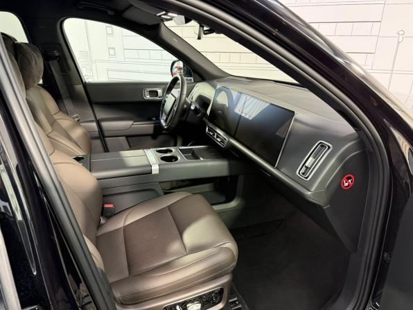 Li Auto (Lixiang) L9 I с пробегом 2023 года, цена 6 520 000 рублей, 59000 км, внедорожник, Автокод Объявления