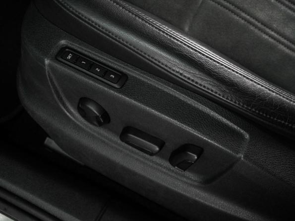 Skoda Octavia III (A7) Рестайлинг с пробегом 2018 года, цена 2 149 000 рублей, 155277 км, лифтбек, Автокод Объявления