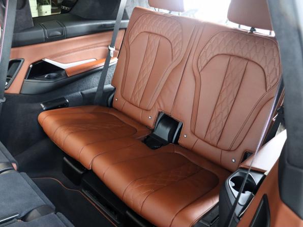 BMW X7 I (G07) Рестайлинг с пробегом 2023 года, цена 15 990 000 рублей, 26438 км, внедорожник, Автокод Объявления