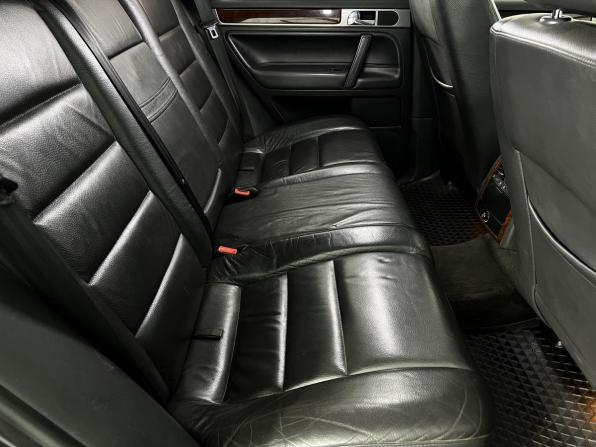 Volkswagen Touareg I Рестайлинг с пробегом 2010 года, цена 1 000 000 рублей, 319460 км, внедорожник, Автокод Объявления
