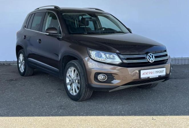Volkswagen Tiguan I Рестайлинг с пробегом 2015 года, цена 1 545 000 рублей, 207456 км, внедорожник, Автокод Объявления