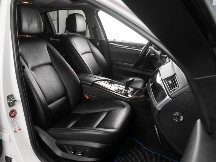 BMW 5 серии VI (F10/F11/F07) Тюмень  - изображение 15