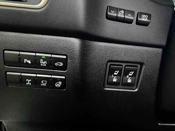 Lexus NX I с пробегом 2015 года, цена 2 490 000 рублей, 180000 км, внедорожник, Автокод Объявления