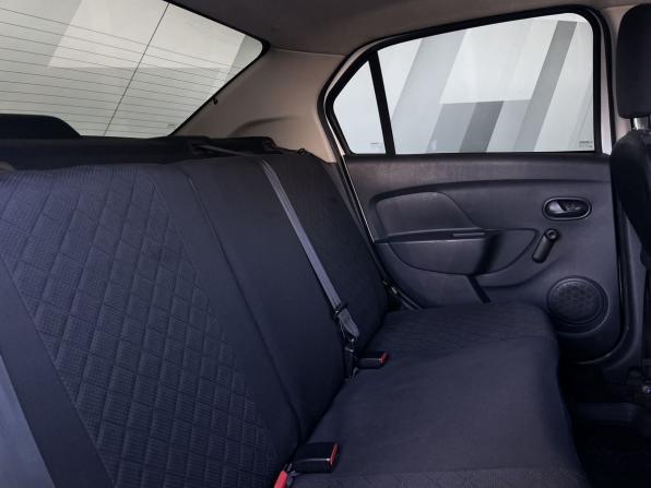 Renault Logan II Рестайлинг с пробегом 2019 года, цена 427 000 рублей, 182315 км, седан, Автокод Объявления