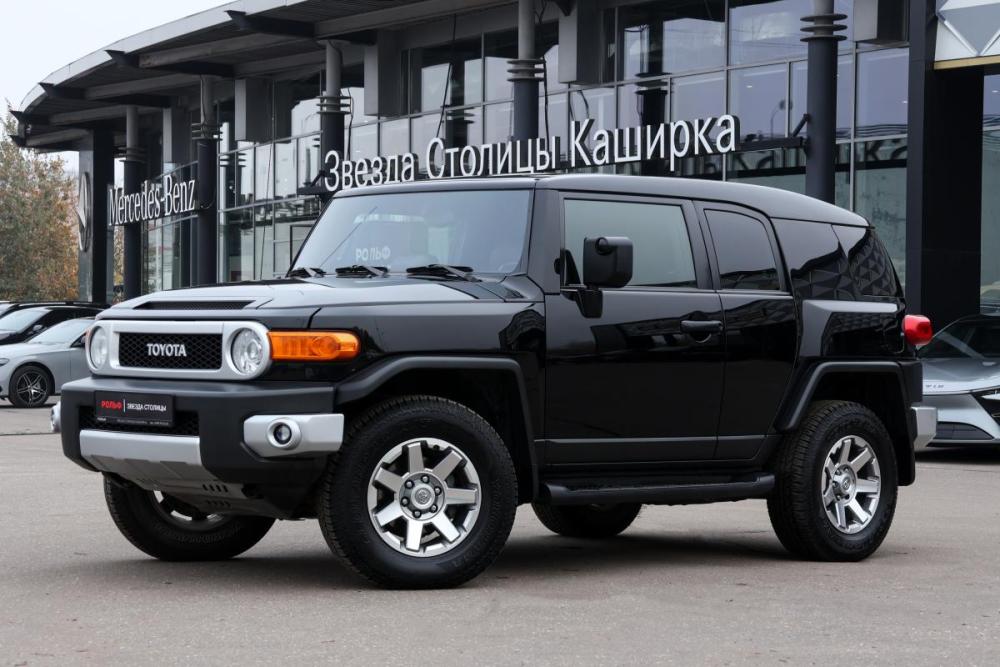 Toyota FJ Cruiser Москва  - изображение 1