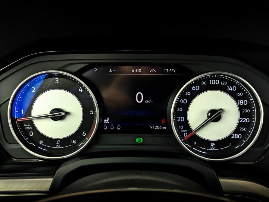 Volkswagen Touareg III Москва  - изображение 13