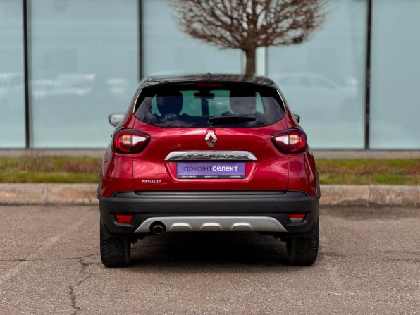 Renault Kaptur I с пробегом 2018 года, цена 1 300 000 рублей, 100596 км, внедорожник, Автокод Объявления