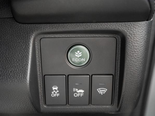 Honda Vezel I с пробегом 2014 года, цена 1 530 000 рублей, 155497 км, внедорожник, Автокод Объявления