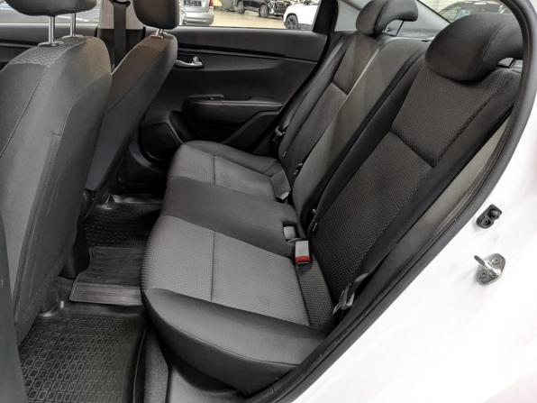 Kia Rio IV Рестайлинг с пробегом 2021 года, цена 1 650 000 рублей, 37885 км, седан, Автокод Объявления