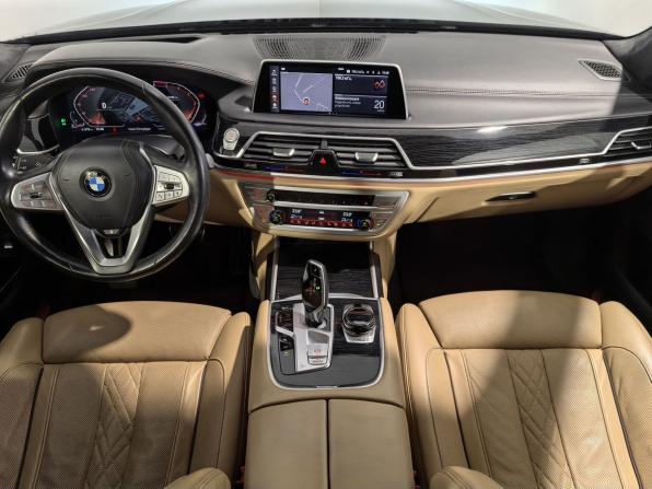 BMW 7 серии VI (G11/G12) Рестайлинг с пробегом 2019 года, цена 6 699 000 рублей, 64191 км, седан, Автокод Объявления