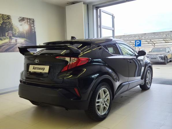 Toyota C-HR I Рестайлинг с пробегом 2020 года, цена 1 840 000 рублей, 135000 км, внедорожник, Автокод Объявления