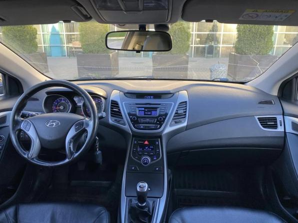 Hyundai Elantra V (MD) Рестайлинг с пробегом 2014 года, цена 1 135 000 рублей, 156738 км, седан, Автокод Объявления
