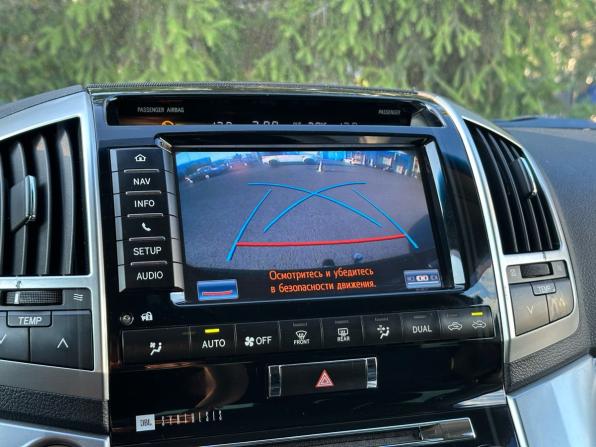 Toyota Land Cruiser 200 Series Рестайлинг 1 с пробегом 2013 года, цена 3 719 000 рублей, 209756 км, внедорожник, Автокод Объявления