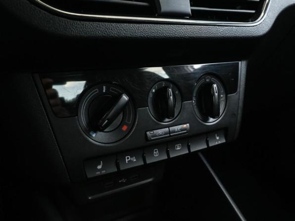 Volkswagen Polo VI с пробегом 2021 года, цена 1 679 000 рублей, 59937 км, лифтбек, Автокод Объявления
