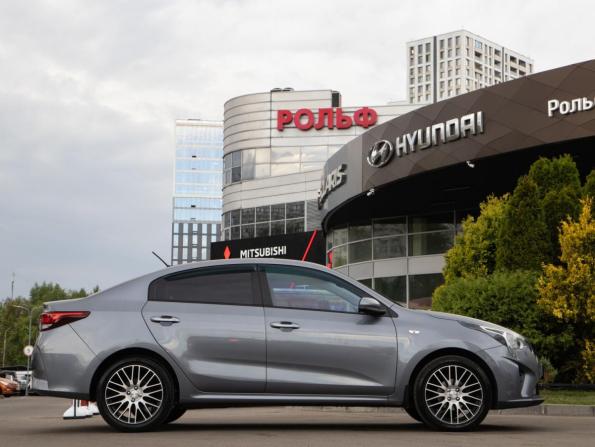 Kia Rio IV Рестайлинг с пробегом 2020 года, цена 1 528 000 рублей, 132151 км, седан, Автокод Объявления