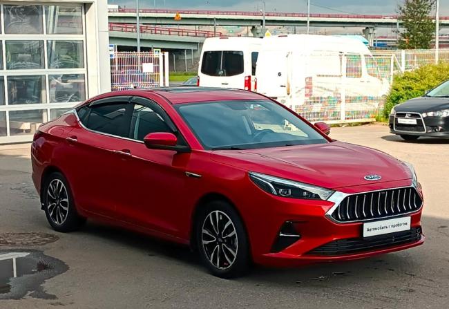 JAC J7 I с пробегом 2023 года, цена 1 495 000 рублей, 12000 км, хэтчбек, Автокод Объявления