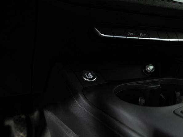 Audi A4 V (B9) с пробегом 2017 года, цена 2 290 000 рублей, 127200 км, седан, Автокод Объявления