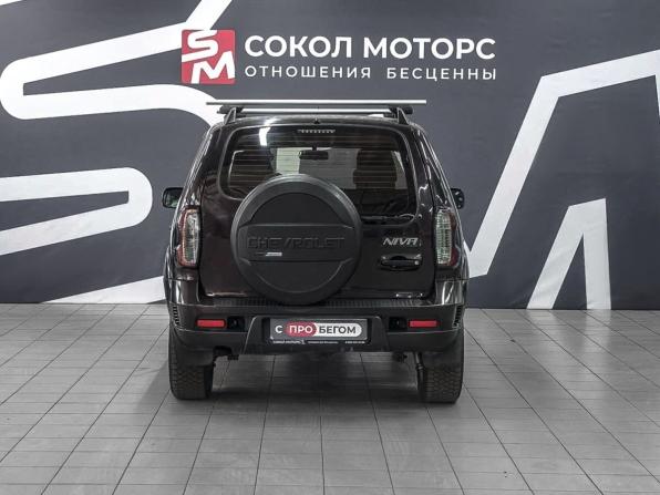 Chevrolet Niva I Рестайлинг с пробегом 2014 года, цена 699 900 рублей, 134000 км, внедорожник, Автокод Объявления