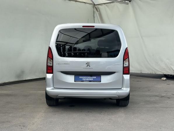 Peugeot Partner II Рестайлинг 2 с пробегом 2021 года, цена 1 800 000 рублей, 105726 км, компактвэн, Автокод Объявления
