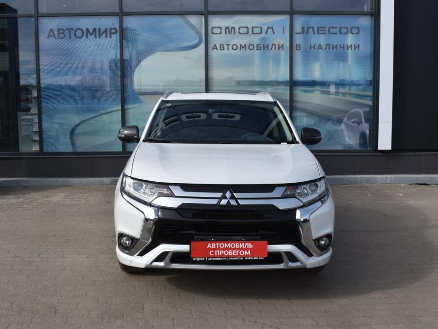 Mitsubishi Outlander III Рестайлинг 3 Архангельск  - изображение 2