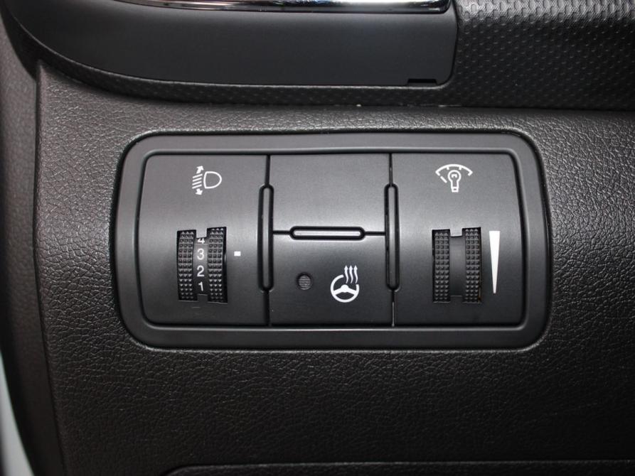 Hyundai Solaris I Старый Оскол  - изображение 19