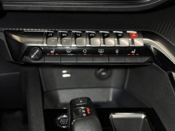 Peugeot 3008 II Рестайлинг с пробегом 2021 года, цена 2 375 000 рублей, 52878 км, внедорожник, Автокод Объявления