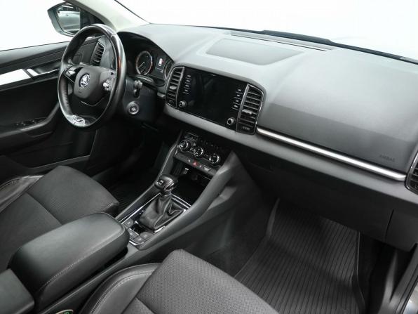 Skoda Karoq I с пробегом 2022 года, цена 2 549 900 рублей, 115000 км, внедорожник, Автокод Объявления