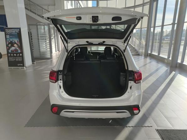 Mitsubishi Outlander III Рестайлинг 3 с пробегом 2022 года, цена 3 157 000 рублей, 57798 км, внедорожник, Автокод Объявления