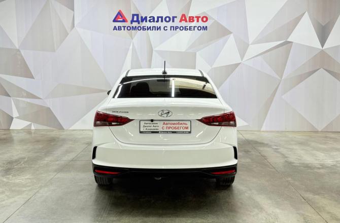 Hyundai Solaris II Рестайлинг с пробегом 2021 года, цена 1 470 000 рублей, 43671 км, седан, Автокод Объявления