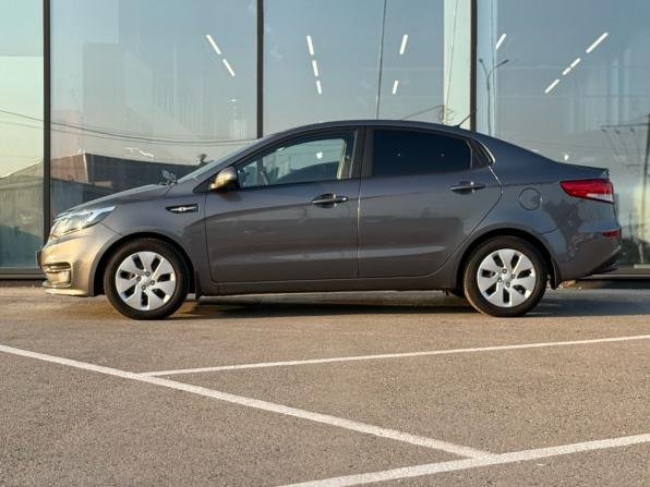 Kia Rio III Рестайлинг с пробегом 2016 года, цена 990 000 рублей, 87712 км, седан, Автокод Объявления