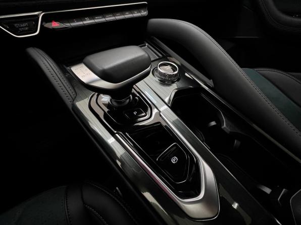 Geely Monjaro I с пробегом 2023 года, цена 3 240 000 рублей, 57600 км, внедорожник, Автокод Объявления