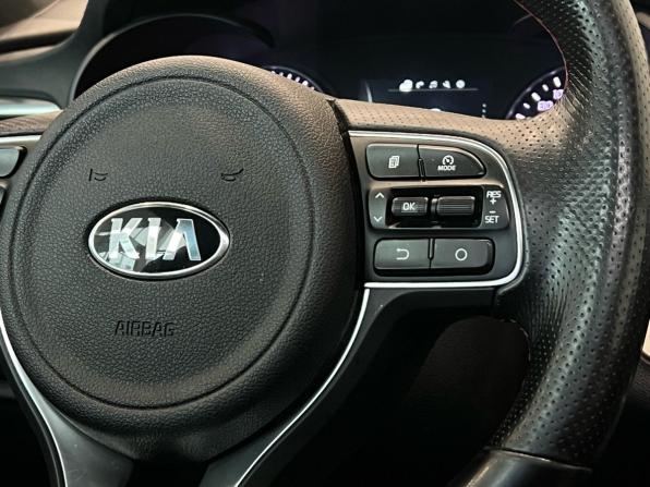 Kia Optima IV с пробегом 2016 года, цена 1 999 000 рублей, 99500 км, седан, Автокод Объявления