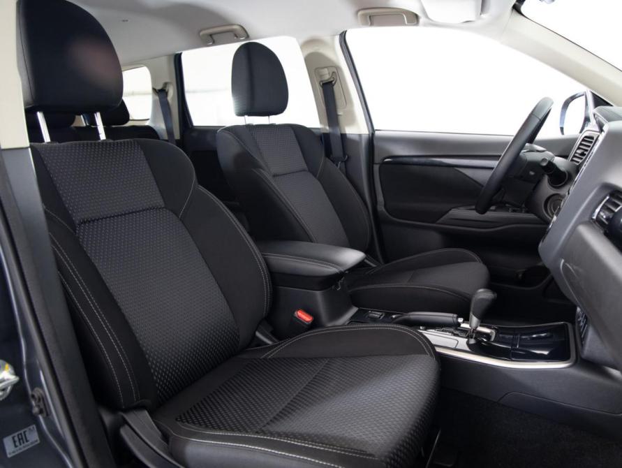 Mitsubishi Outlander III Рестайлинг 3 Санкт-Петербург  - изображение 13