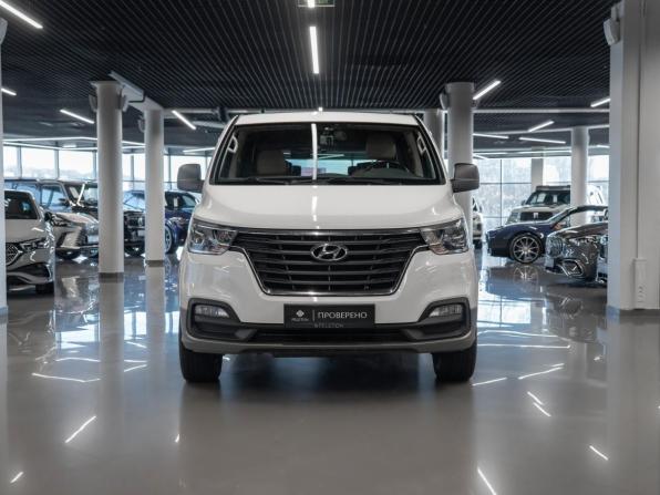 Hyundai Grand Starex I Рестайлинг 2 с пробегом 2020 года, цена 4 080 000 рублей, 71530 км, минивэн, Автокод Объявления