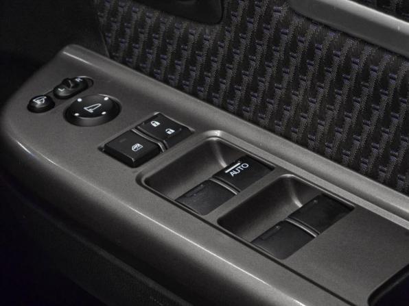 Honda Stepwgn V с пробегом 2016 года, цена 1 775 000 рублей, 101000 км, минивэн, Автокод Объявления