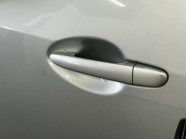 Mazda Demio IV (DJ) с пробегом 2017 года, цена 915 000 рублей, 160177 км, хэтчбек, Автокод Объявления