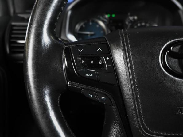 Toyota Land Cruiser Prado 150 Series Рестайлинг 2 с пробегом 2017 года, цена 4 200 000 рублей, 388589 км, внедорожник, Автокод Объявления