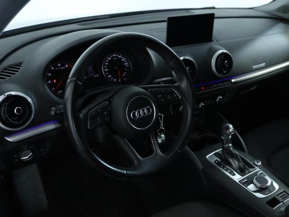 Audi A3 III (8V) Рестайлинг с пробегом 2017 года, цена 1 999 000 рублей, 84000 км, седан, Автокод Объявления