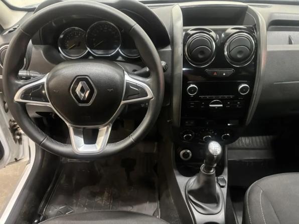Renault Duster I Рестайлинг с пробегом 2019 года, цена 1 209 000 рублей, 170000 км, внедорожник, Автокод Объявления